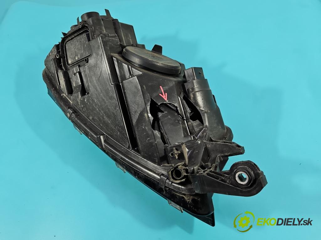 Skoda Fabia III 2014- 2021 1.0 TSI 95 HP manual 70 kW 999 cm3 5- Reflektor: ľavý 6V1941015D (Kľučka dverí ostatné)