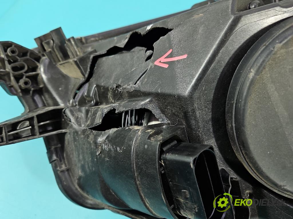 Skoda Fabia III 2014- 2021 1.0 TSI 95 HP manual 70 kW 999 cm3 5- Reflektor: ľavý 6V1941015D (Kľučka dverí ostatné)