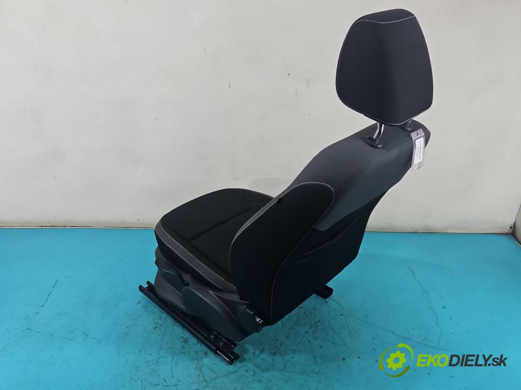 Skoda Fabia III 2014- 2021 1.0 TSI 95 hp manual 70 kW 999 cm3 5- Sedadlo levý  (Sedadlo)