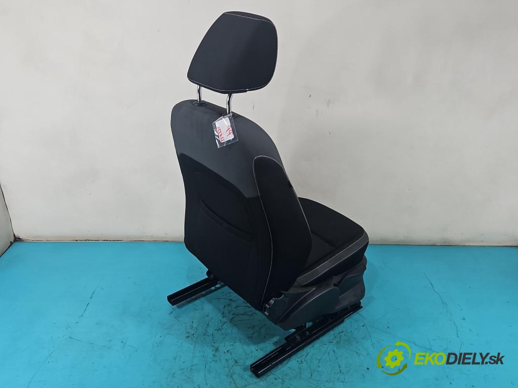 Skoda Fabia III 2014- 2021 1.0 TSI 95 hp manual 70 kW 999 cm3 5- Sedadlo pravý  (Sedadlo)