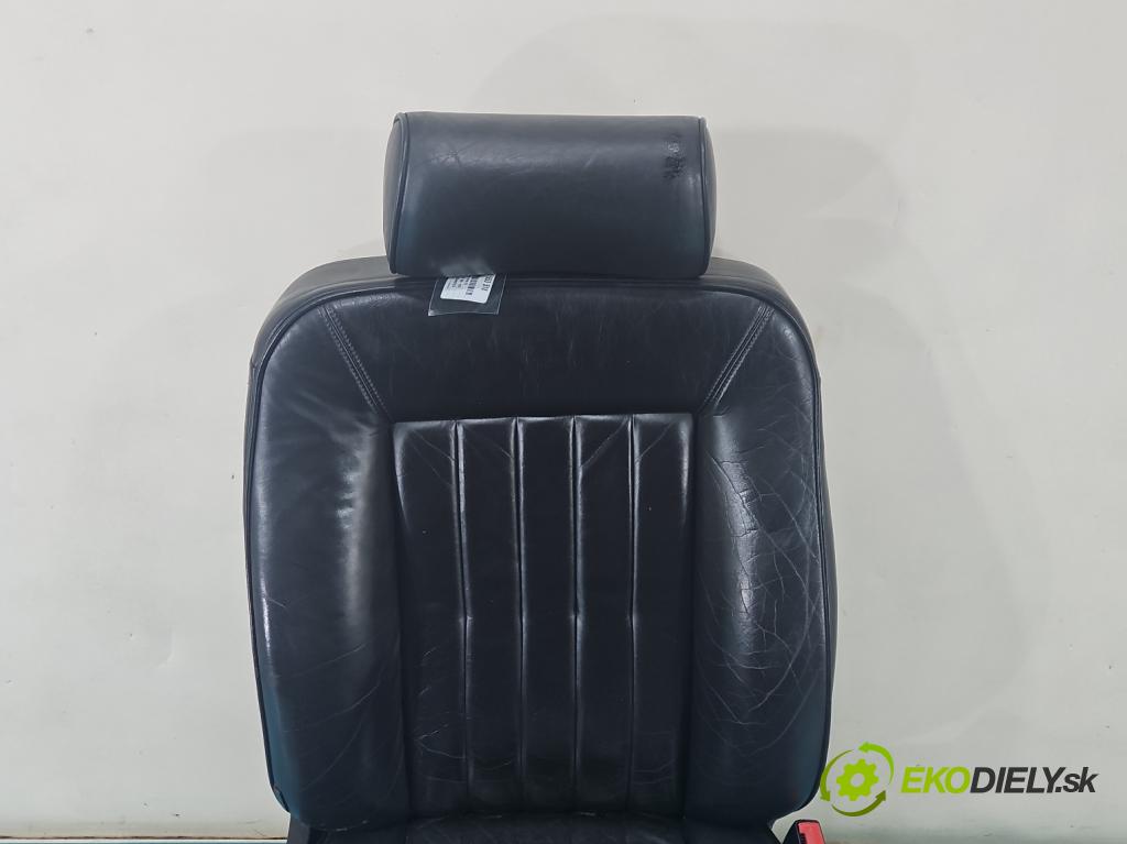 Audi A8 D2 1994-2002 3.7 V8 230 hp automatic 169 kW 3697 cm3 4- Sedadlo pravý  (Sedadlo)