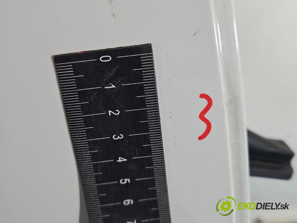 Skoda Fabia III 2014- 2021 1.0 TSI 95 HP manual 70 kW 999 cm3 5- dvere zadné pravé  (Kľučka dverí ostatné)