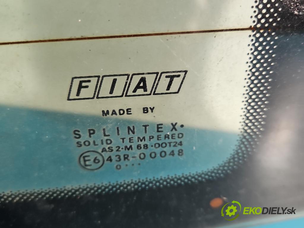 Fiat Punto II 1999-2010 1.9 jtd 80 hp manual 59 kW 1910 cm3 3- sklo zadní  (Zadní sklo)