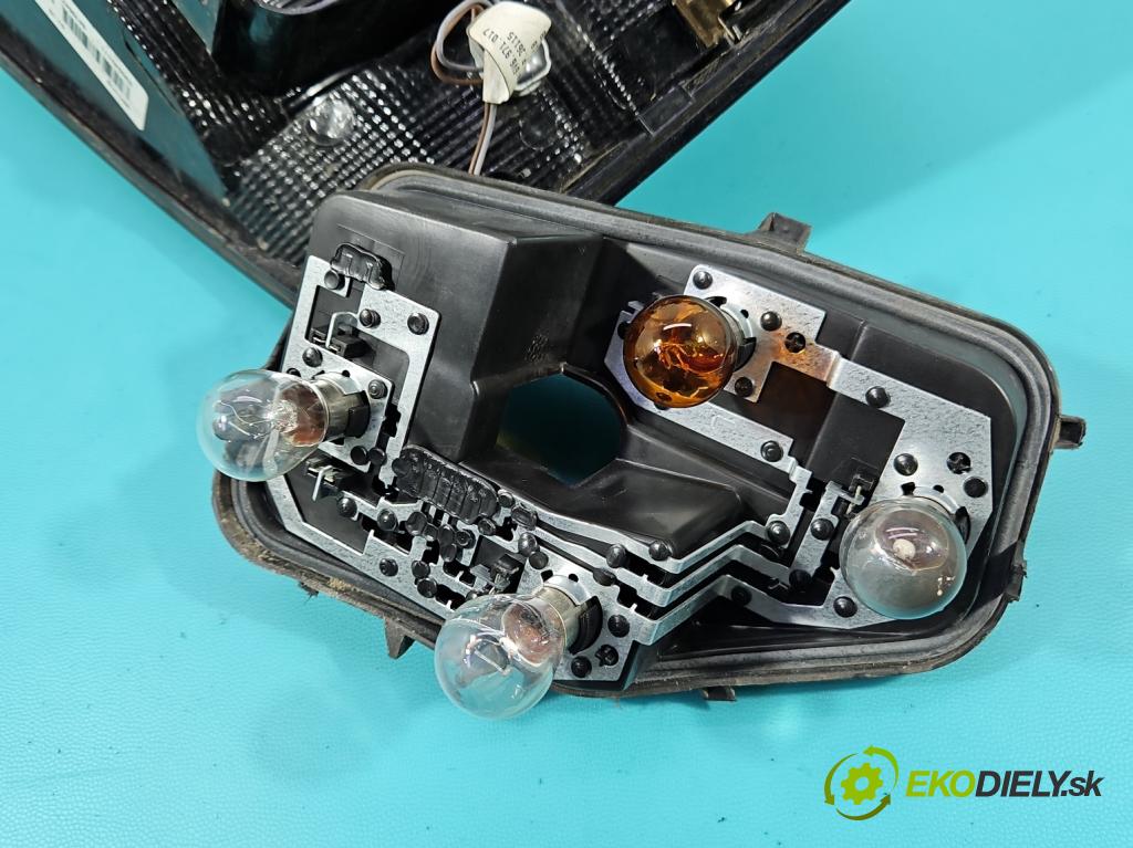 Skoda Fabia III 2014- 2021 1.0 TSI 95 HP manual 70 kW 999 cm3 5- svetlo / reflektor zadné ľavé 6V6945111 (Kľučka dverí ostatné)