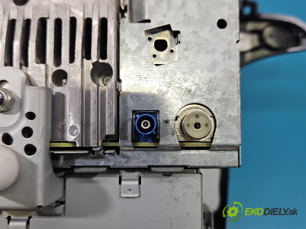 Ford S-max I 2006-2015 2.2 tdci 175 HP manual 129 kW 2179 cm3 5- Radio originál 8S7T18K931BD