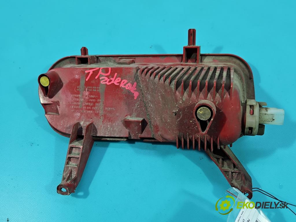 Peugeot 5008 I 2009-2017 1.6 16V 120 hp manual 88 kW 1598 cm3 5- světlo zadní pravé nárazníku 9686161580