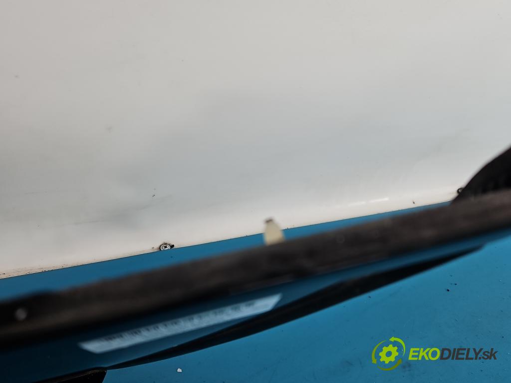 Land rover Range Rover Evoque I 2011-2018 2.0 td 150 HP automatic 110 kW 1999 cm3 5- sklo zadné pravé