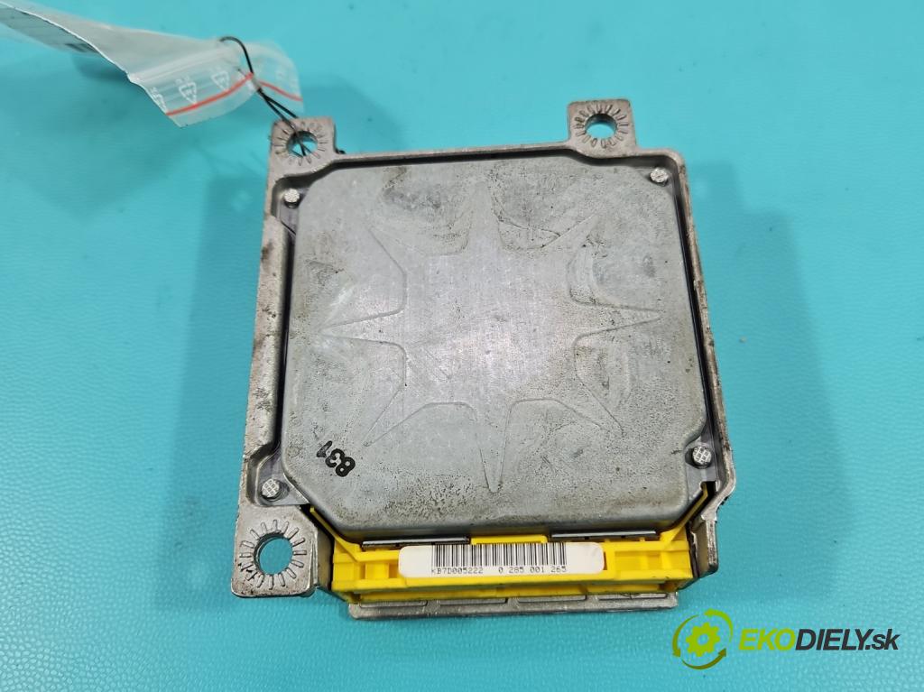 Audi A8 D2 1994-2002 3.7 V8 230 HP automatic 169 kW 3697 cm3 4- riadiaca jednotka vankúše: 4D0959655E