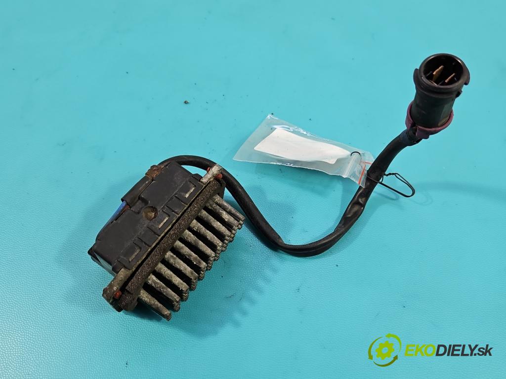 Audi A8 D2 1994-2002 3.7 V8 230 HP automatic 169 kW 3697 cm3 4- rezistor 4D0820521A