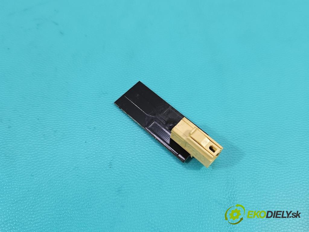 Audi A6 C6 2004-2011 3.0 tdi 232KM automatic 171 kW 2967 cm3 5- řídící jednotka 4E0910336MX