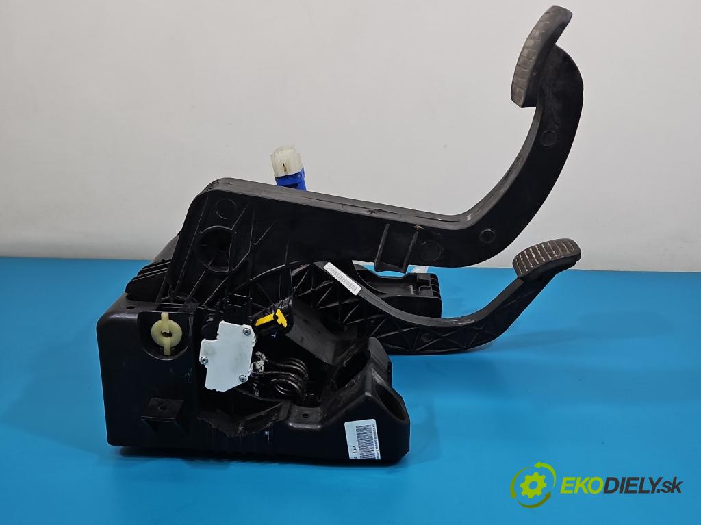 Fiat Ducato IV 2014- 2.3 jtd 131 HP manual 96 kW 2287 cm3 5- pedále ostatné 2582501056