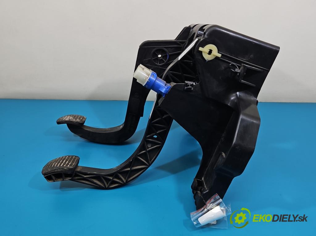 Fiat Ducato IV 2014- 2.3 jtd 131 HP manual 96 kW 2287 cm3 5- pedále ostatné 2582501056