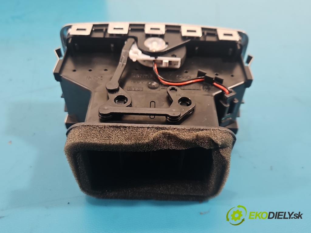 Audi A6 C6 2004-2011 3.0 tdi 232KM automatic 171 kW 2967 cm3 5- Mřížka: topení 4F1820901D