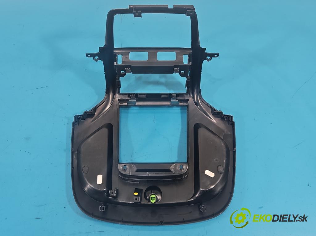 Fiat Ducato IV 2014- 2.3 jtd 131 hp manual 96 kW 2287 cm3 5- rameček rádia 1314861070