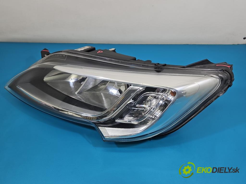 Fiat Ducato IV 2014- 2.3 jtd 131 HP manual 96 kW 2287 cm3 5- Reflektor: ľavý 1374296080 (Kľučka dverí ostatné)