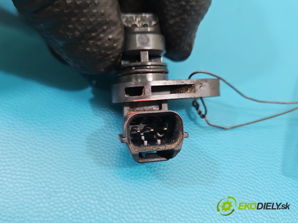 Mazda 6 III GJ 2012-2024 2.0 16V 145 HP automatic 107 kW 1998 cm3 5- snímač pozícia: válka načasovanie PE0118230 (Snímač polohy kľukového hriadeľa)