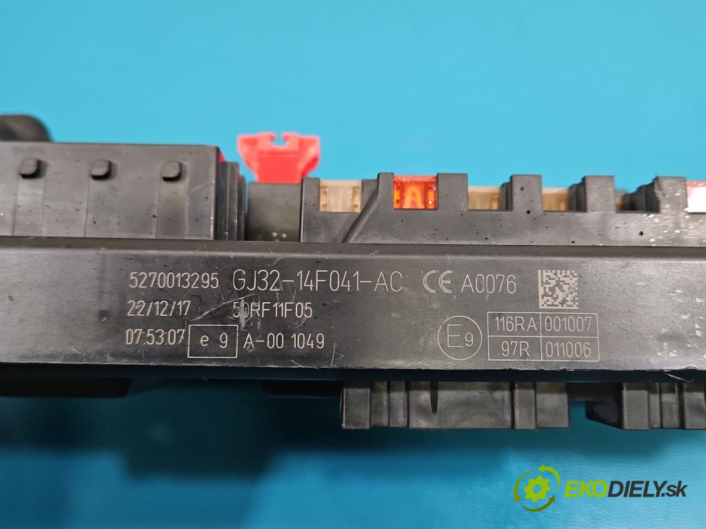 Land rover Range Rover Evoque I 2011-2018 2.0 td 150 hp automatic 110 kW 1999 cm3 5- skříňka pojistková GJ32-14F041-AC (Pojistková skříňka)