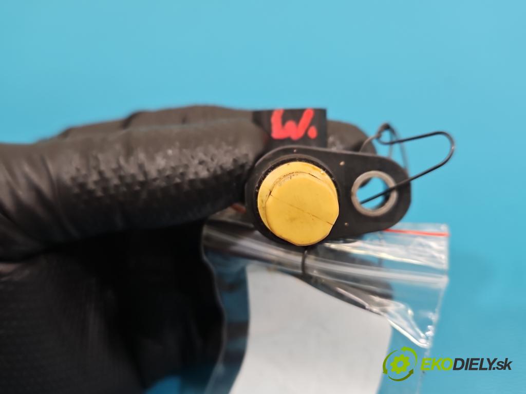 Mazda 6 III GJ 2012-2024 2.0 16V 145 HP automatic 107 kW 1998 cm3 5- snímač pozícia: hriadele kľukovej PE0118221 (Snímač polohy kľukového hriadeľa)