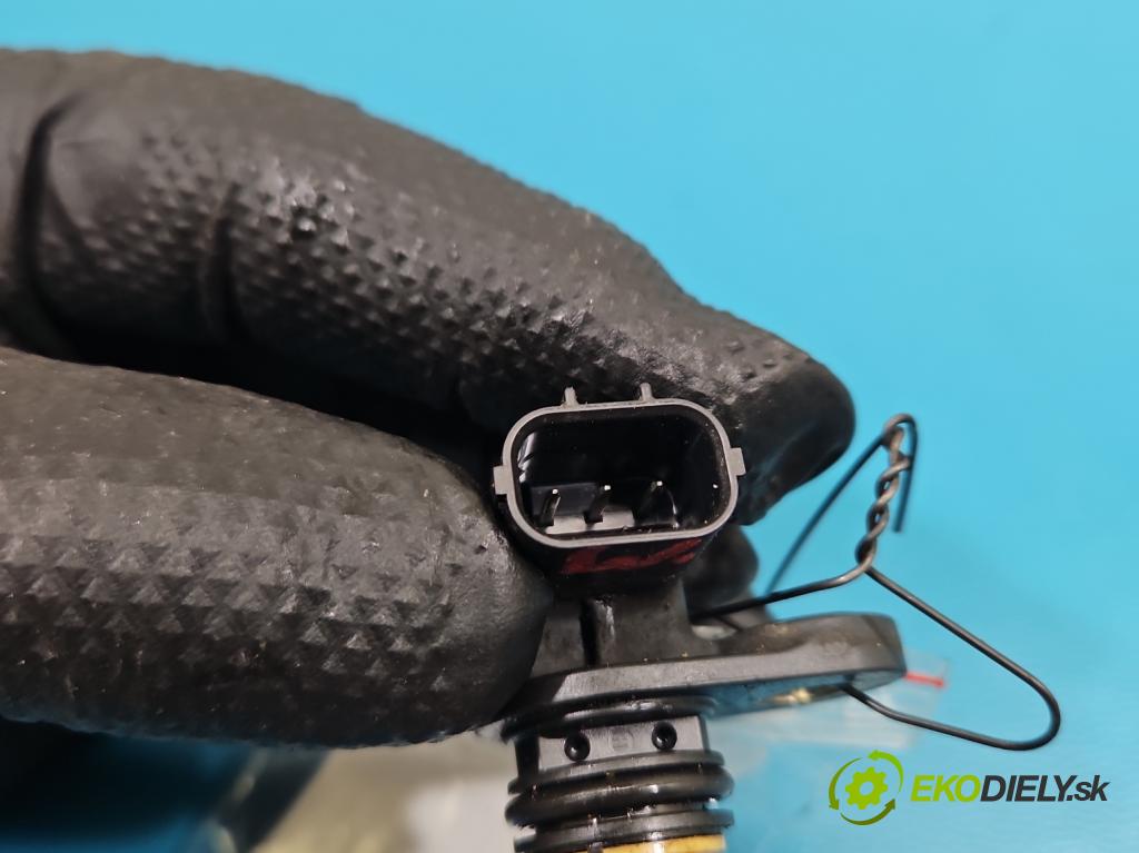 Mazda 6 III GJ 2012-2024 2.0 16V 145 HP automatic 107 kW 1998 cm3 5- snímač pozícia: hriadele kľukovej PE0118221 (Snímač polohy kľukového hriadeľa)