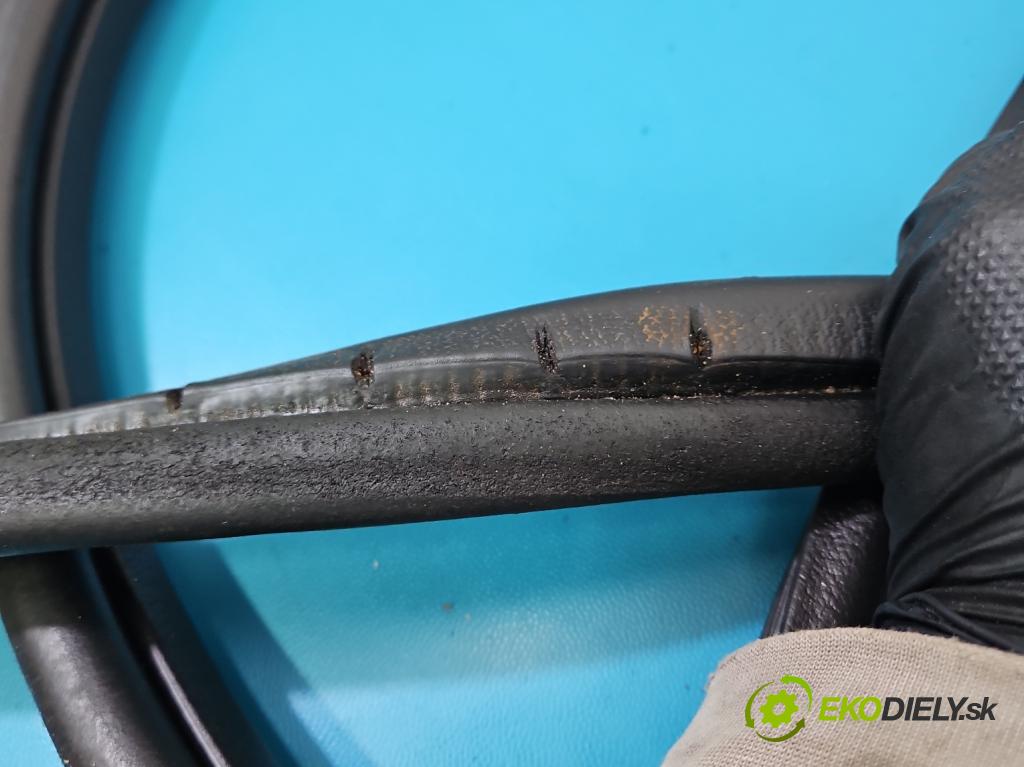 Fiat Ducato IV 2014- 2.3 jtd 131 HP manual 96 kW 2287 cm3 5- Těsnění: dvere predné ľavé