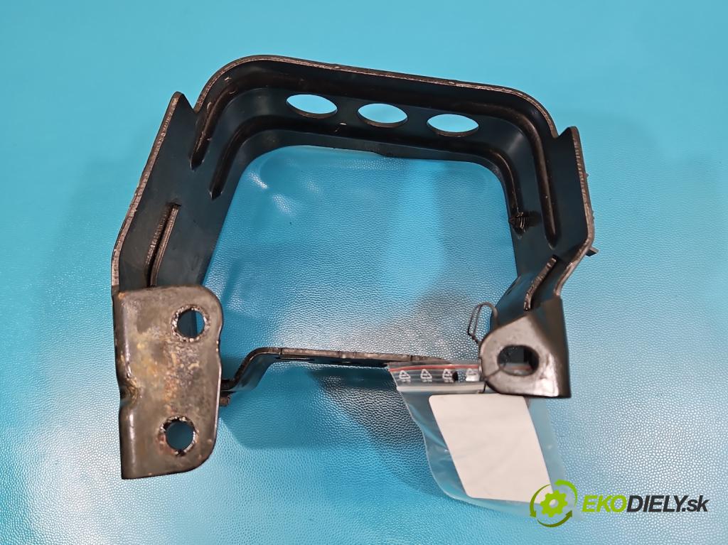 Land rover Range Rover Evoque I 2011-2018 2.0 td 150 HP automatic 110 kW 1999 cm3 5- Upevnenie: HJ32-9D202-AC