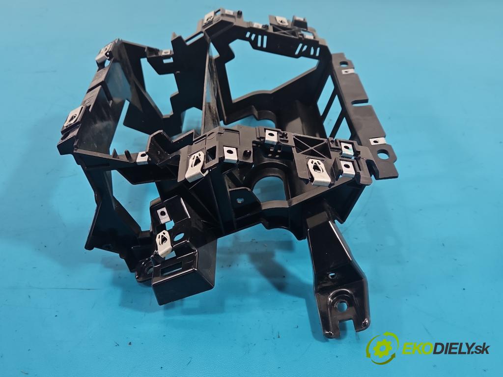 Land rover Range Rover Evoque I 2011-2018 2.0 td 150 hp automatic 110 kW 1999 cm3 5- rameček rádia GJ32-04326-A