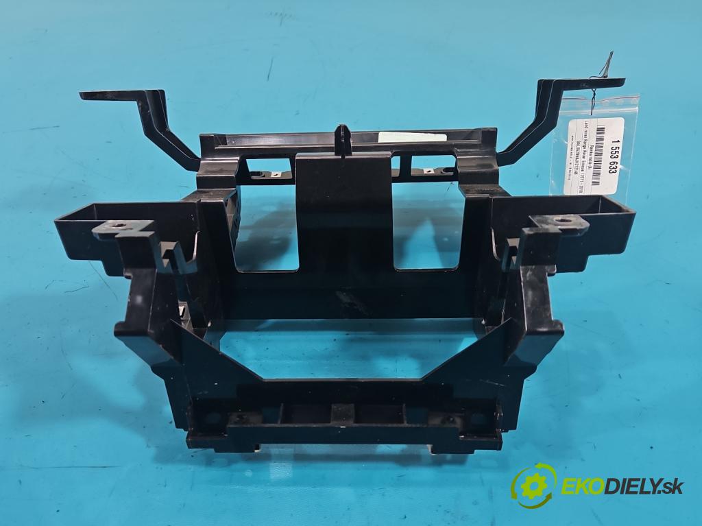 Land rover Range Rover Evoque I 2011-2018 2.0 td 150 hp automatic 110 kW 1999 cm3 5- rameček rádia GJ32-04326-A