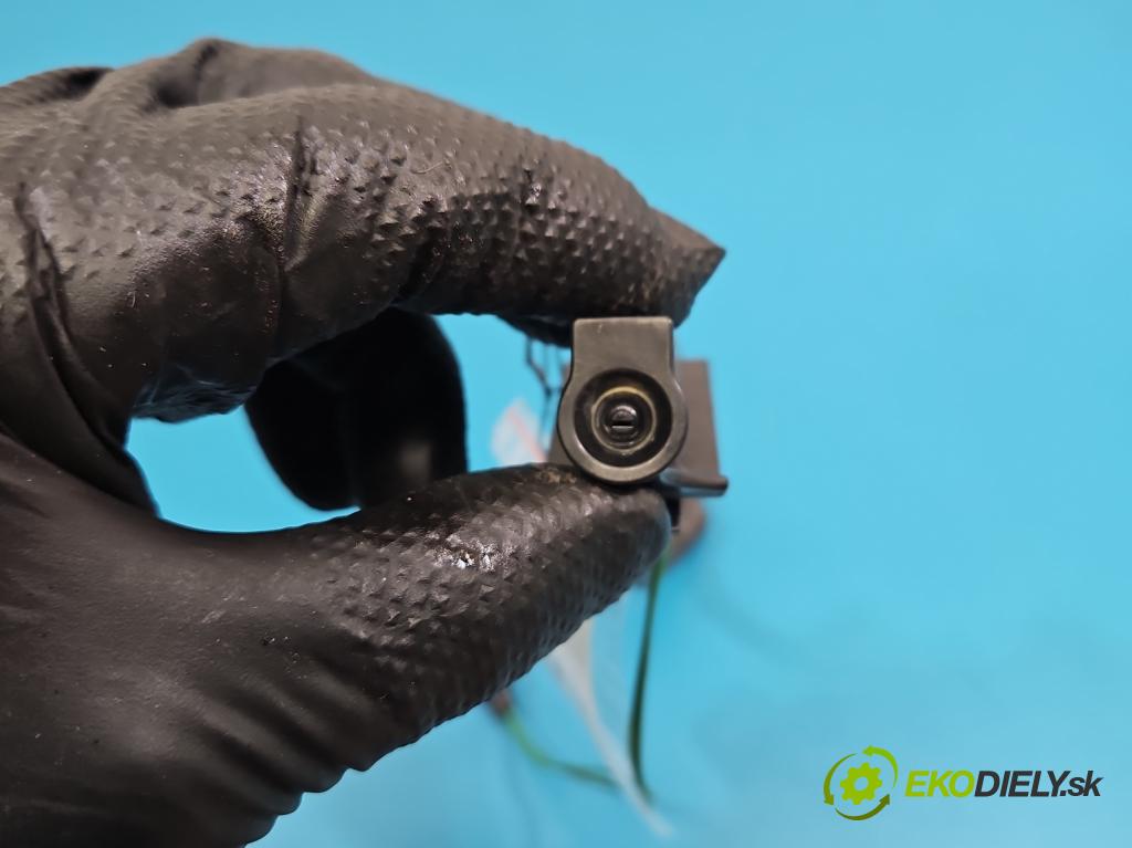 Land rover Range Rover Evoque I 2011-2018 2.0 td 150 hp automatic 110 kW 1999 cm3 5- ostřikovač