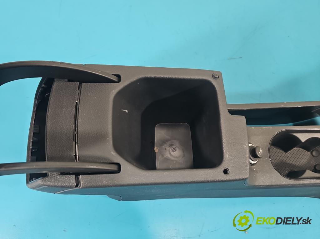 Skoda Kamiq 1.0 TSI 116 HP automatic 85 kW 999 cm3 5- operadlo  (Lakťová opierka)