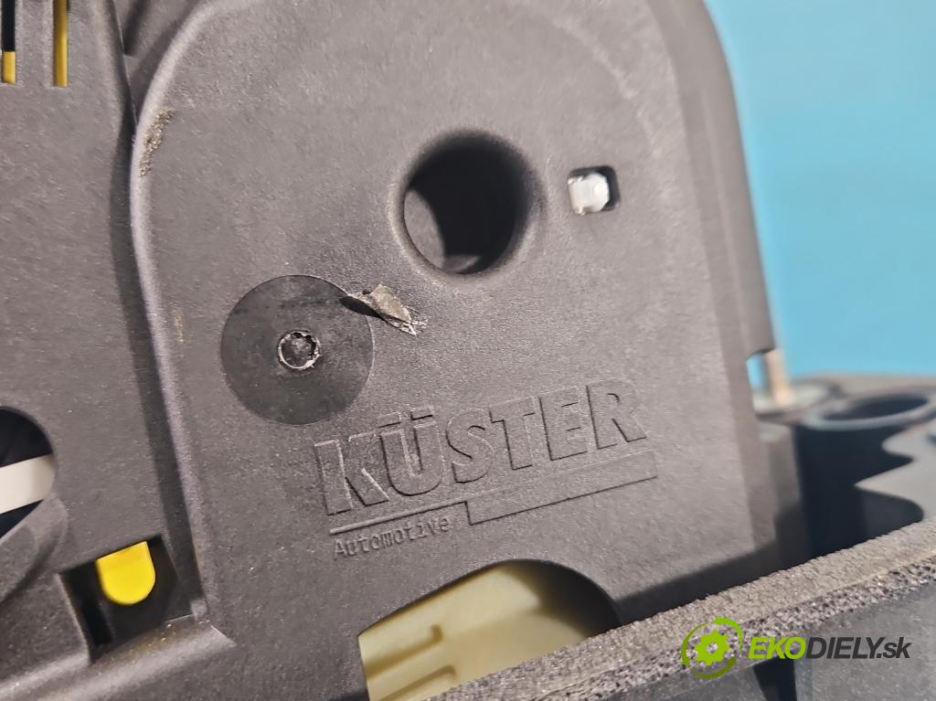 Skoda Kamiq 1.0 TSI 116 HP automatic 85 kW 999 cm3 5- Páka: Změny: stupeň,rýchlosť 2Q1713023AF (Rýchlostná páka (kulisa))