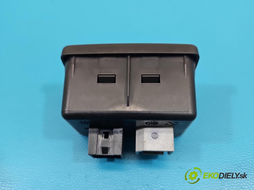 Fiat Ducato IV 2014- 2.3 jtd 131 HP manual 96 kW 2287 cm3 5- zásuvka USB 735654633