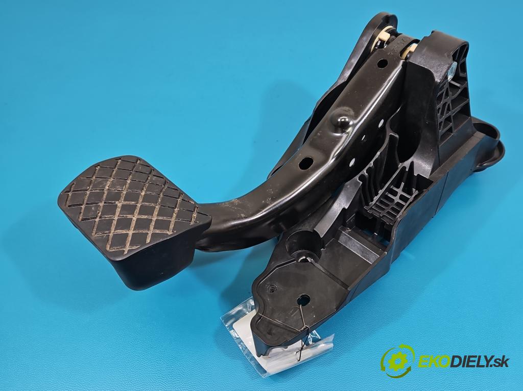 Skoda Kamiq 1.0 TSI 116 HP automatic 85 kW 999 cm3 5- pedále ostatné 2Q1723058F