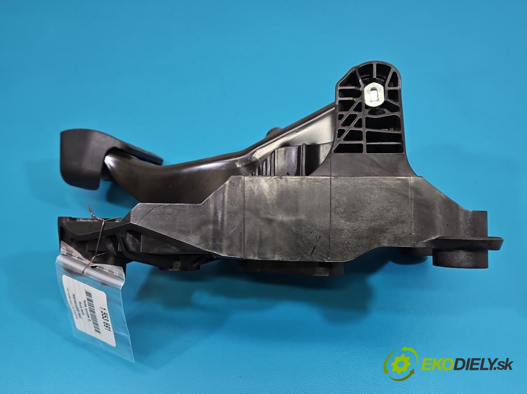 Skoda Kamiq 1.0 TSI 116 HP automatic 85 kW 999 cm3 5- pedále ostatné 2Q1723058F