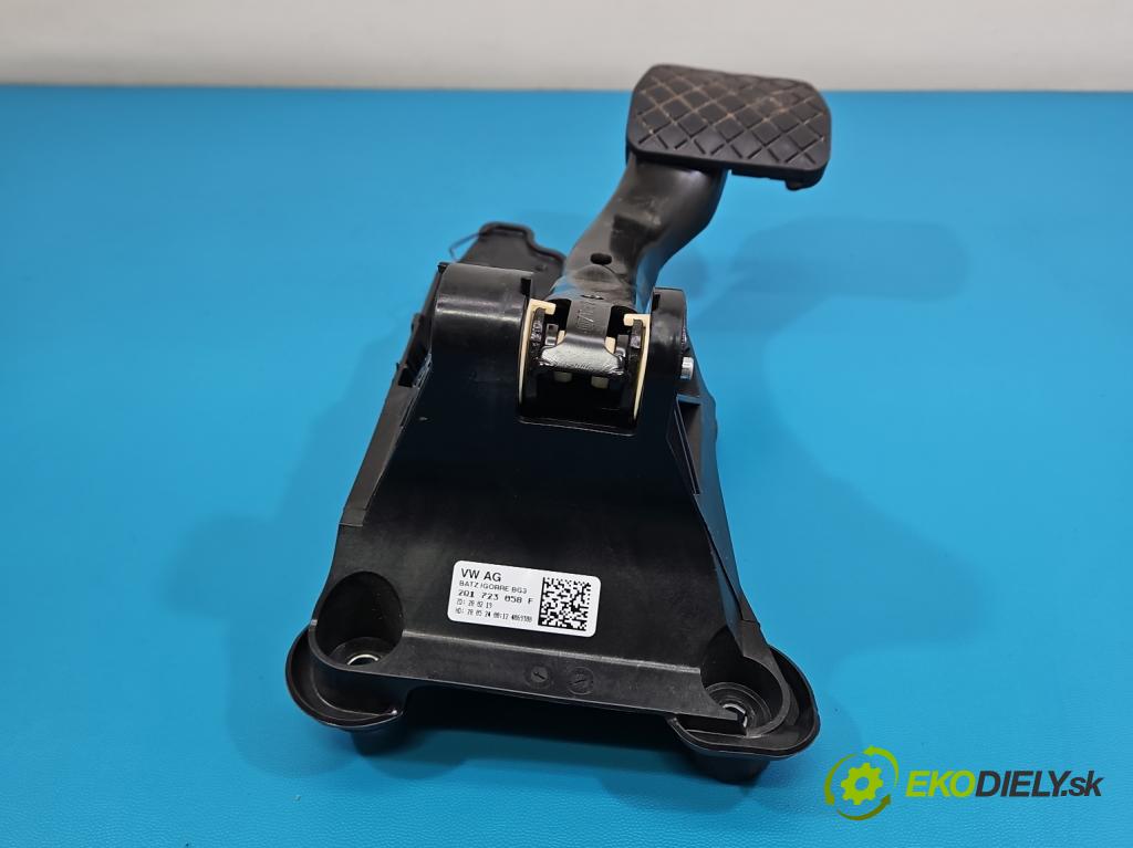 Skoda Kamiq 1.0 TSI 116 HP automatic 85 kW 999 cm3 5- pedále ostatné 2Q1723058F