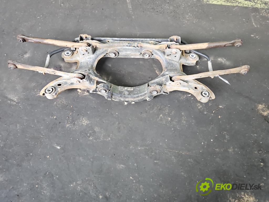 Land rover Range Rover Evoque I 2011-2018 2.0 td 150 hp automatic 110 kW 1999 cm3 5- zadní výztuha  (Zadní výztuha)