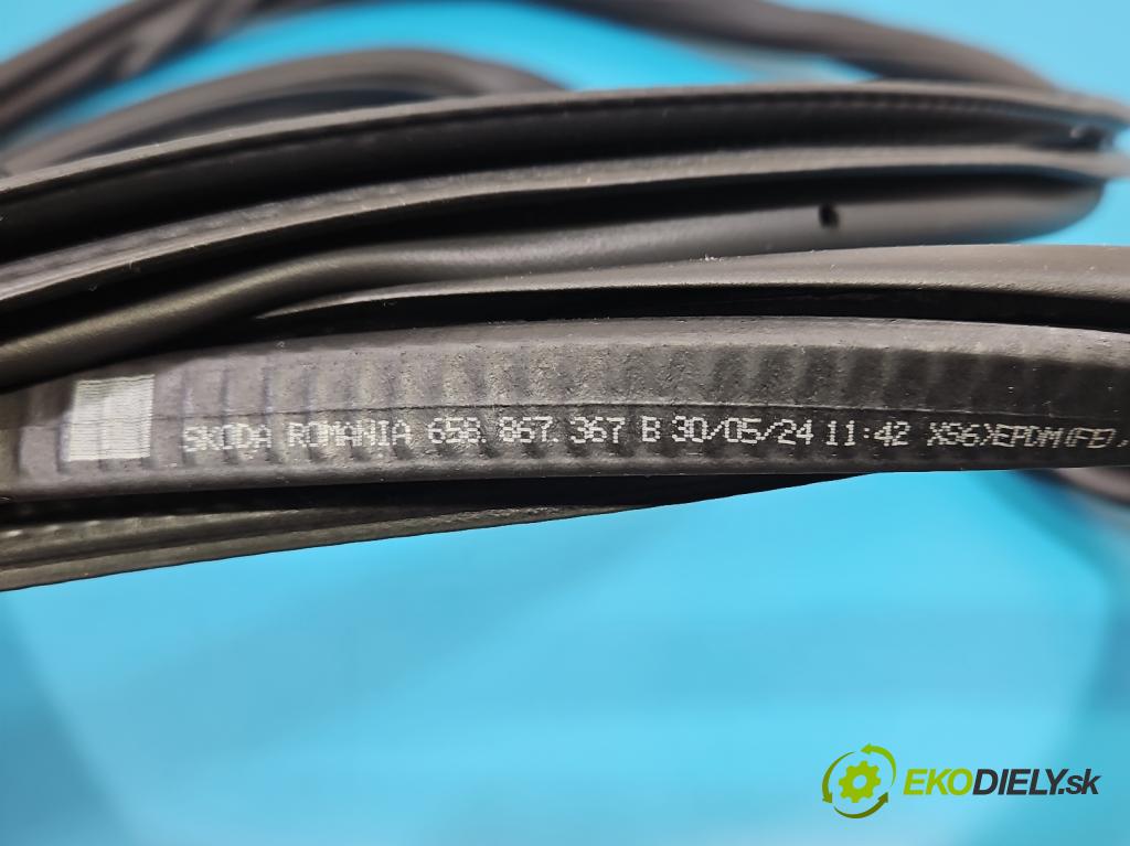 Skoda Kamiq 1.0 TSI 116 hp automatic 85 kW 999 cm3 5- Těsnění: dveře zadní levé 658867367B (Karoserie ostatní)