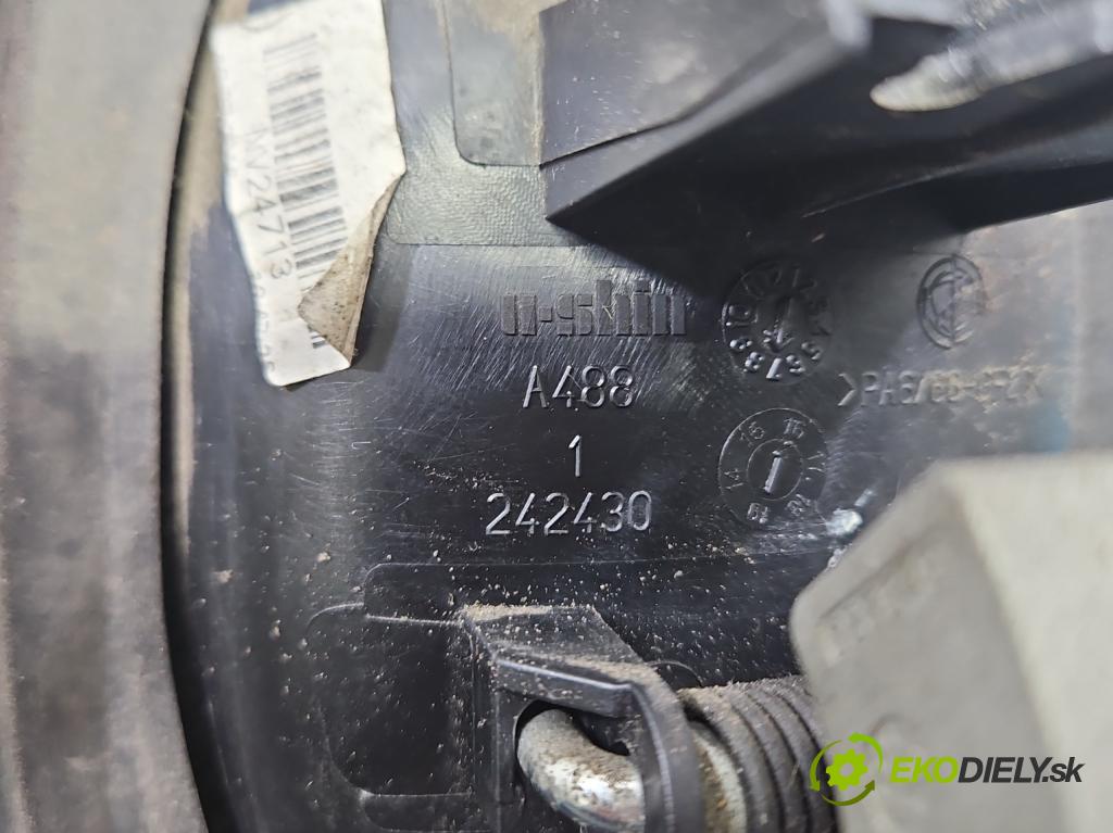 Fiat Ducato IV 2014- 2.3 jtd 131 hp manual 96 kW 2287 cm3 5- klika přední pravé NV24713 (Klika dveří ostatní)