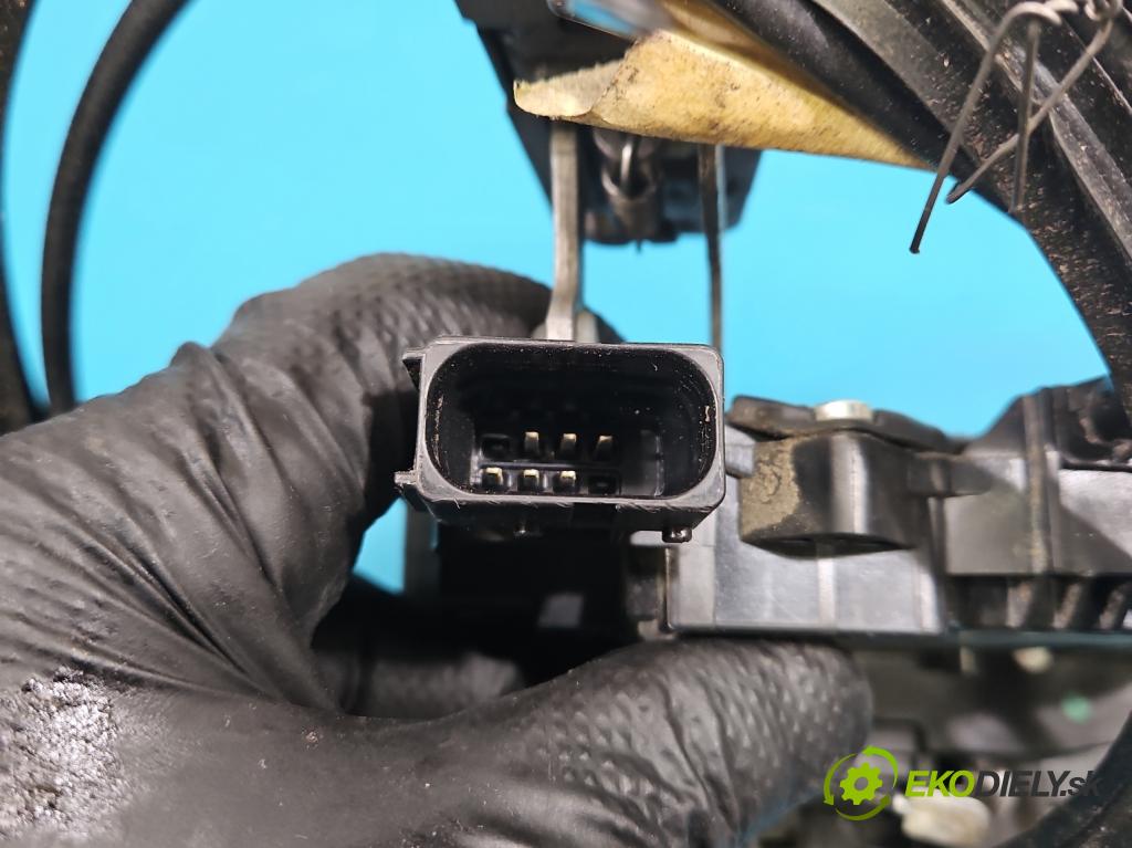 Fiat Ducato IV 2014- 2.3 jtd 131 hp manual 96 kW 2287 cm3 5- zámek zadní pravý