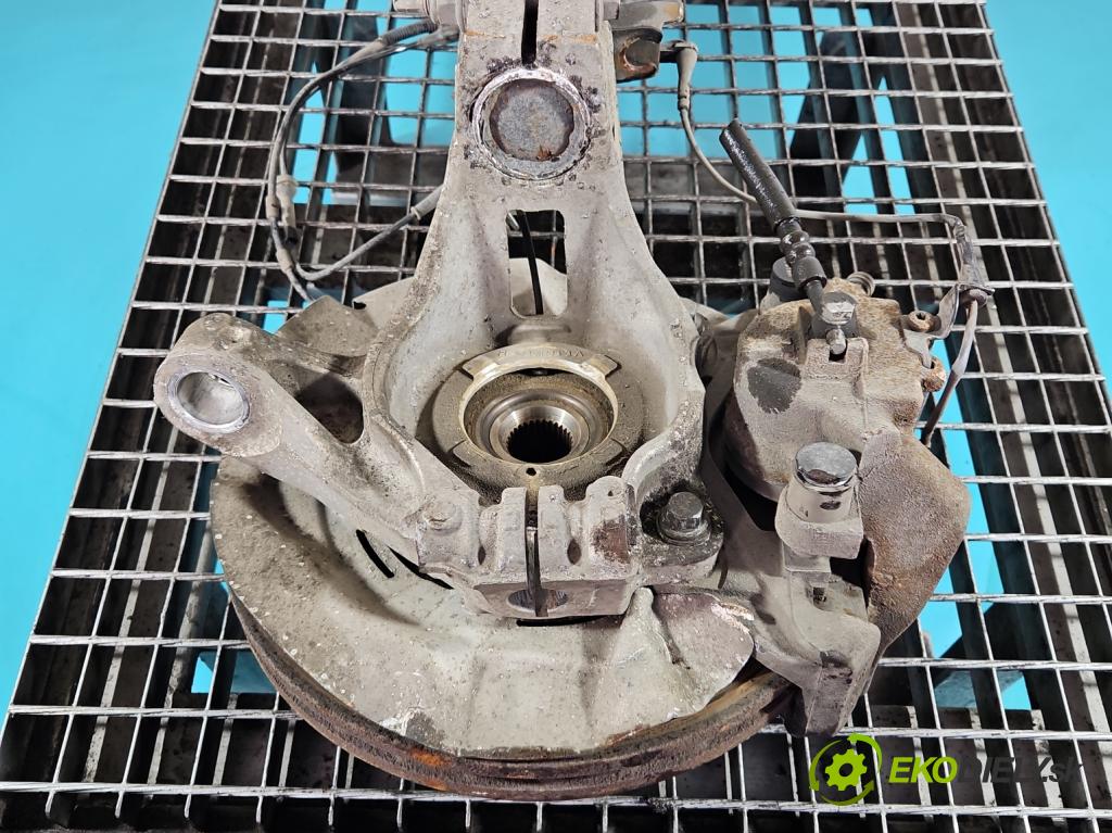 Land rover Range Rover Evoque I 2011-2018 2.0 td 150 hp automatic 110 kW 1999 cm3 5- náboj levé  (Náboj kola)