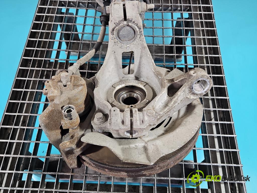 Land rover Range Rover Evoque I 2011-2018 2.0 td 150 HP automatic 110 kW 1999 cm3 5- náboj pravé  (Náboj kolesa)