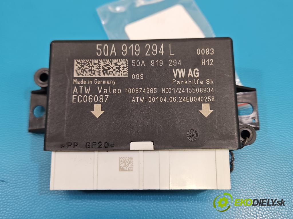 Skoda Kamiq 1.0 TSI 116 HP automatic 85 kW 999 cm3 5- riadiaca jednotka parkovaní: 5QA919294L