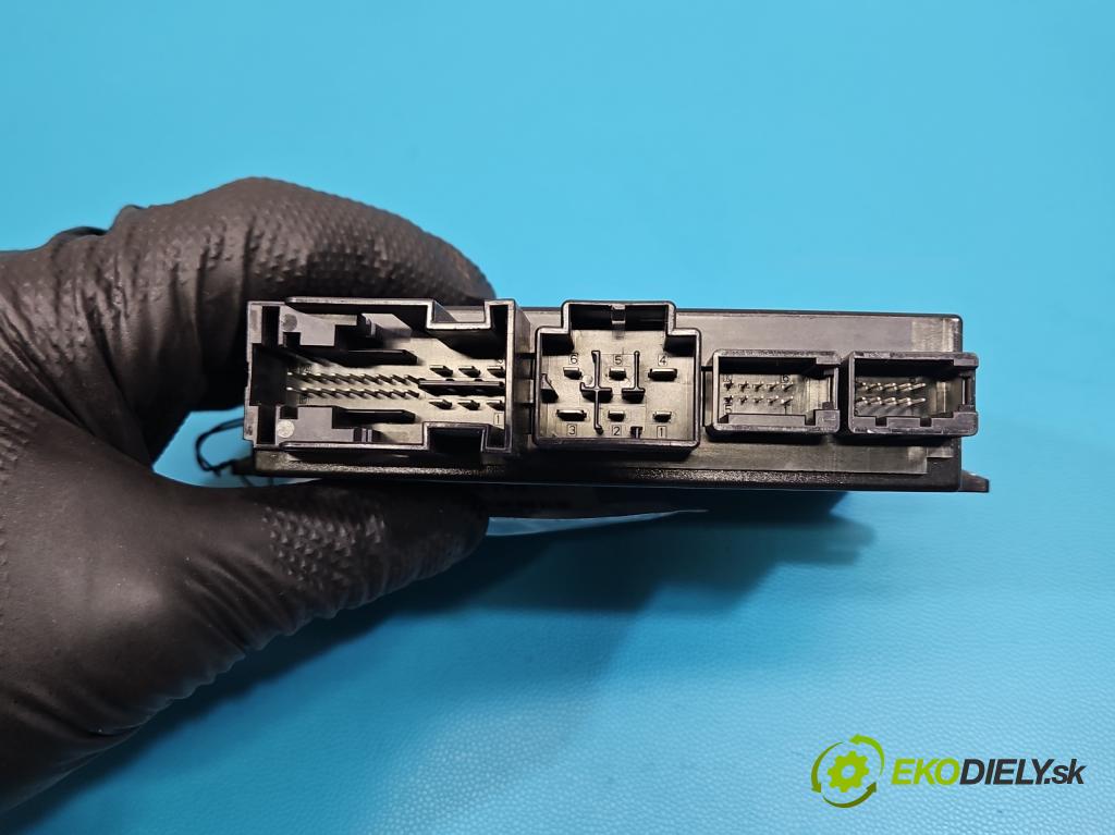 Skoda Kamiq 1.0 TSI 116 HP automatic 85 kW 999 cm3 5- riadiaca jednotka ostatné 5H2907383D