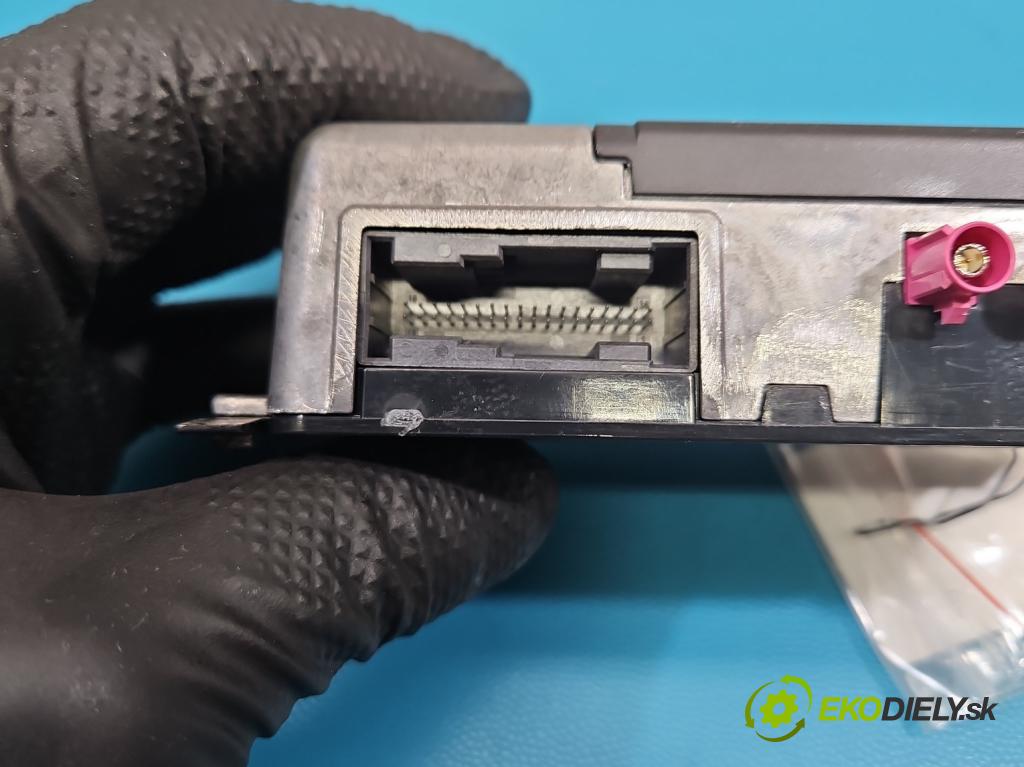 Skoda Kamiq 1.0 TSI 116 HP automatic 85 kW 999 cm3 5- riadiaca jednotka ostatné 2GA035284B