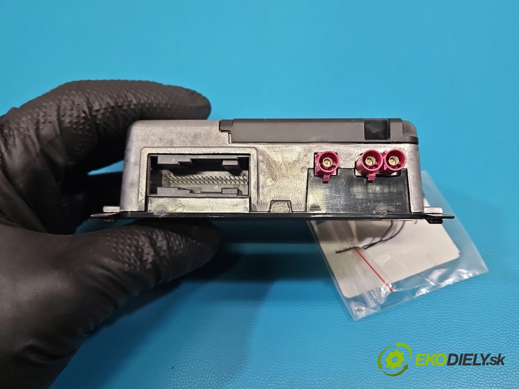 Skoda Kamiq 1.0 TSI 116 HP automatic 85 kW 999 cm3 5- riadiaca jednotka ostatné 2GA035284B