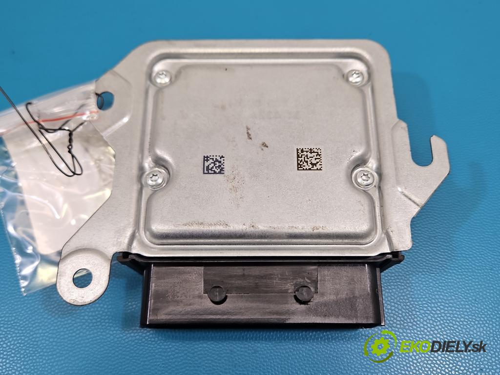 Skoda Kamiq 1.0 TSI 116 HP automatic 85 kW 999 cm3 5- riadiaca jednotka vankúše: 2Q0959655BL