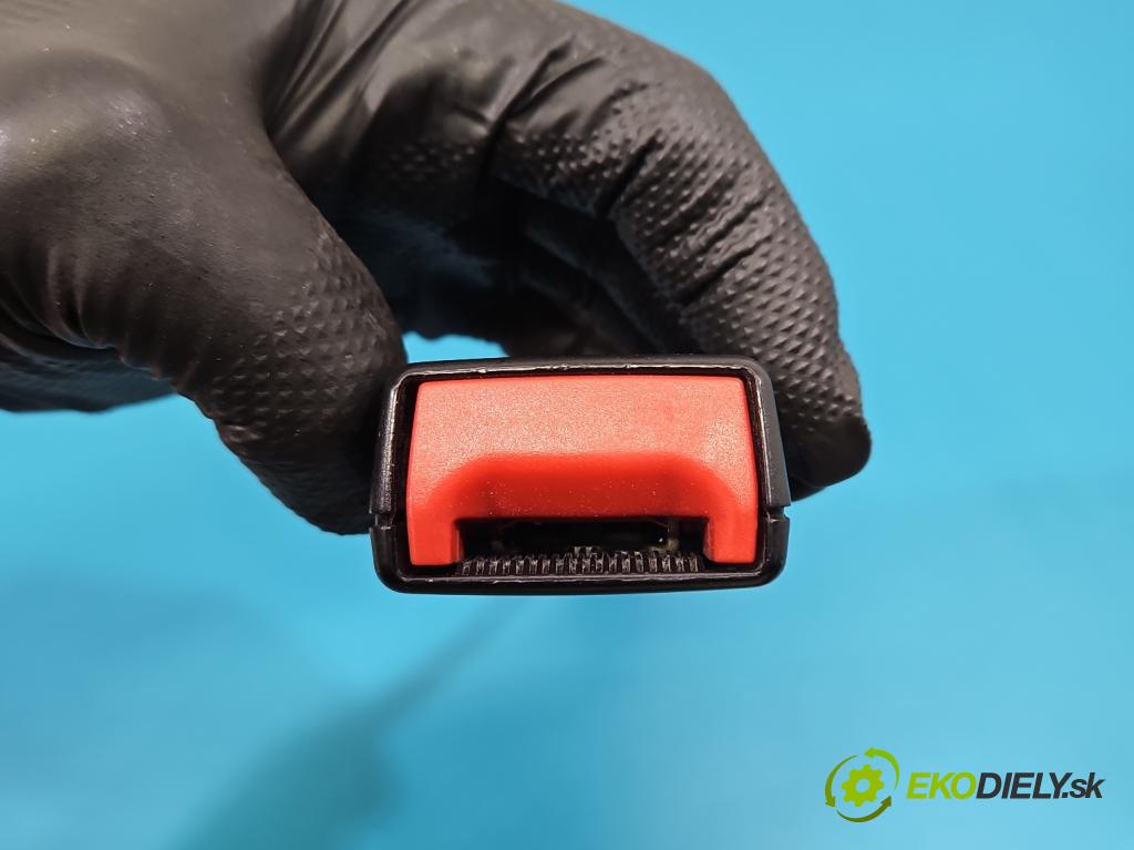 Fiat Ducato IV 2014- 2.3 jtd 131 HP manual 96 kW 2287 cm3 5- pas bezpečnosť: predné pravý 620162800B