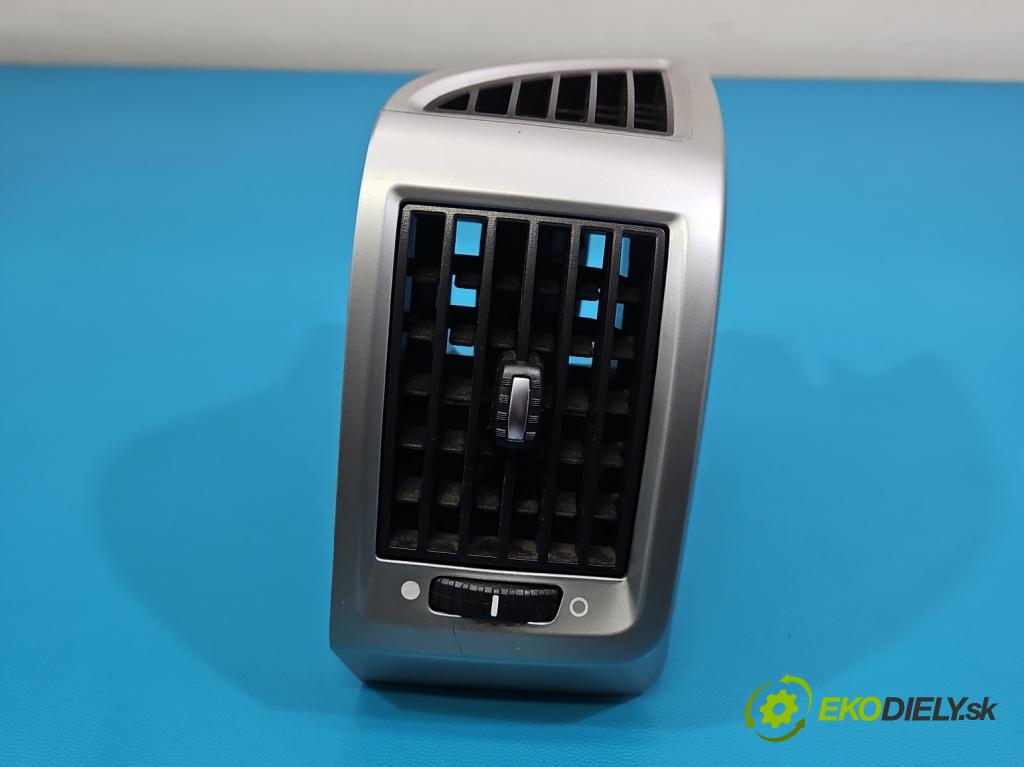 Fiat Ducato IV 2014- 2.3 jtd 131 HP manual 96 kW 2287 cm3 5- Mřížka: kúrenia ostatné 385800