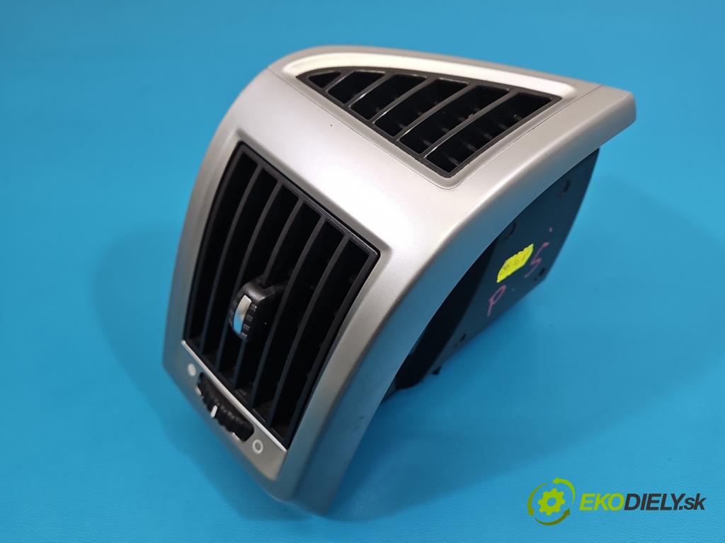 Fiat Ducato IV 2014- 2.3 jtd 131 HP manual 96 kW 2287 cm3 5- Mřížka: kúrenia ostatné 385800