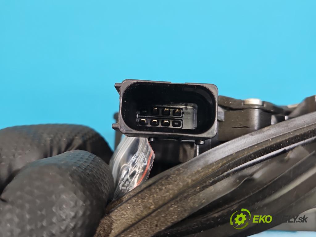 Fiat Ducato IV 2014- 2.3 jtd 131 hp manual 96 kW 2287 cm3 5- zámek přední pravý 1350147080