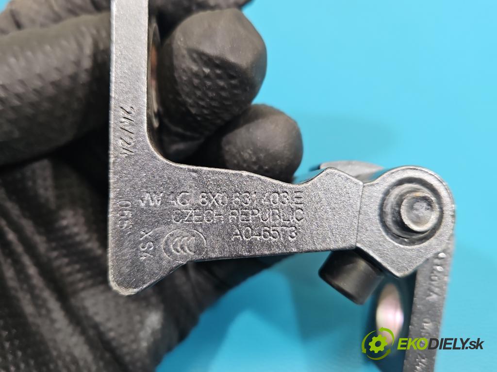 Skoda Kamiq 1.0 TSI 116 hp automatic 85 kW 999 cm3 5- Závěs: dveře zadní levý 8X0831403E